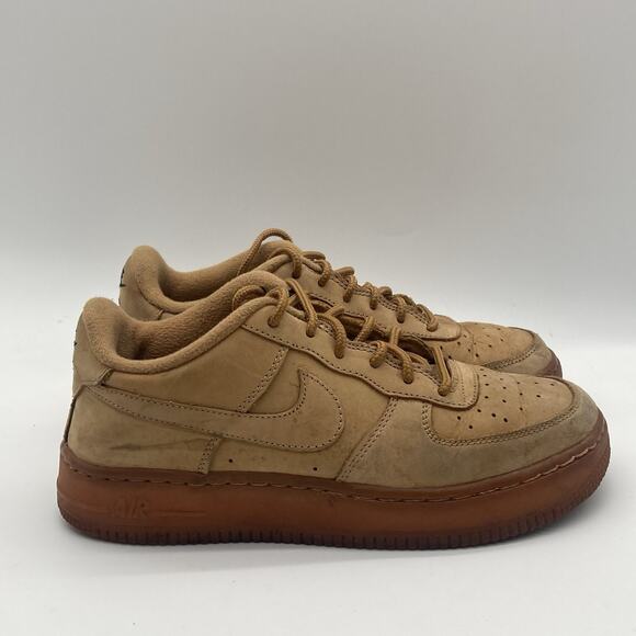 Youth Size 5Y GS Nike Trainers Air Force 1 Low Flax Suede Walking Sneakers - Picture 1 of 11